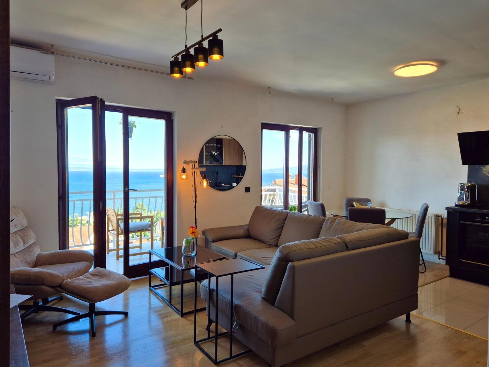 Appartamento Sunrise - Free Private Parking Abbazia