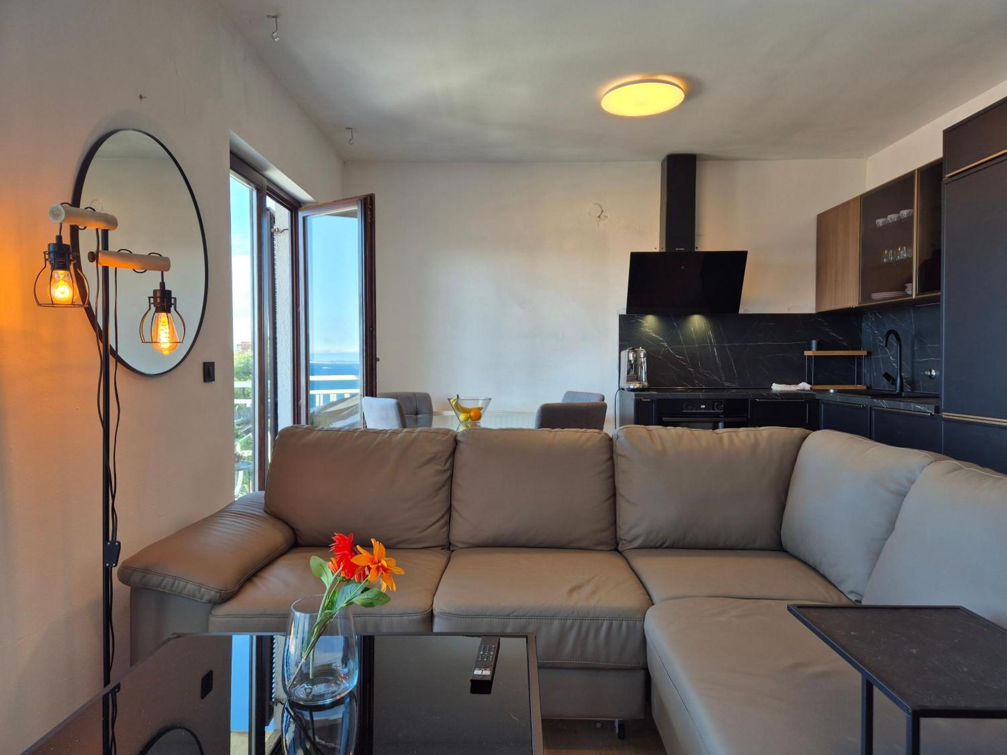 Apartament Sunrise - Free Private Parking *